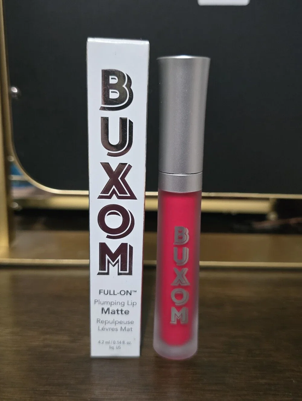 Buxom full plumping